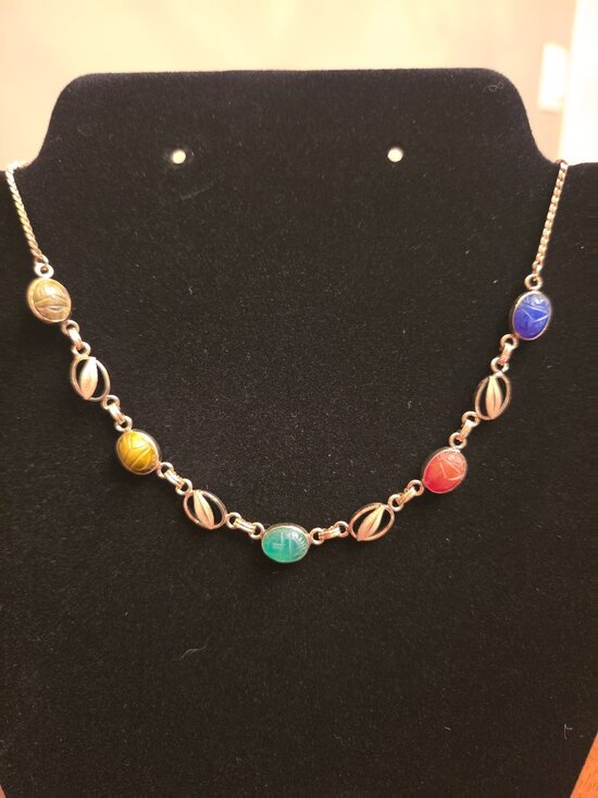 Van Dell Jewelry - Van Dell Vintage 12K GF Semi-Precious Stone Scarab Necklace - Like New